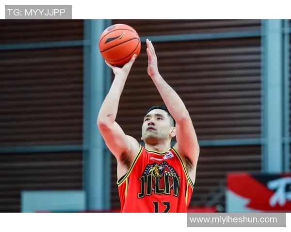 南京篮球队反击之路:从低谷到崛起的精彩历程与启示 南京篮球队反击之路:从低谷到崛起的精彩历程与启示