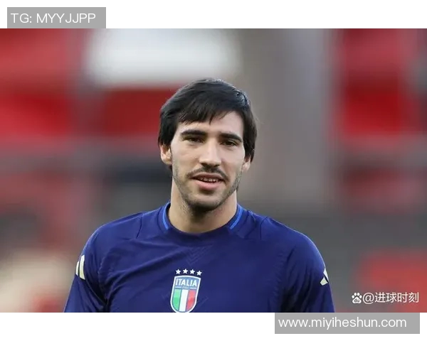 意大利足球明星魅力帅照展现足球场上的风采与激情