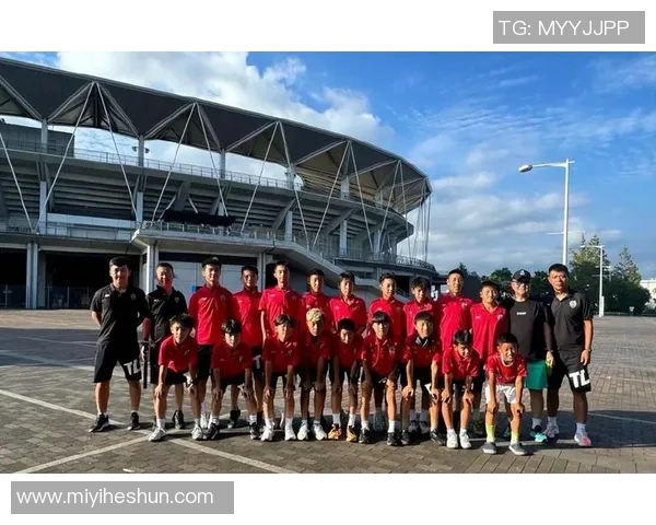 日本足球明星精彩进球瞬间集锦与回顾