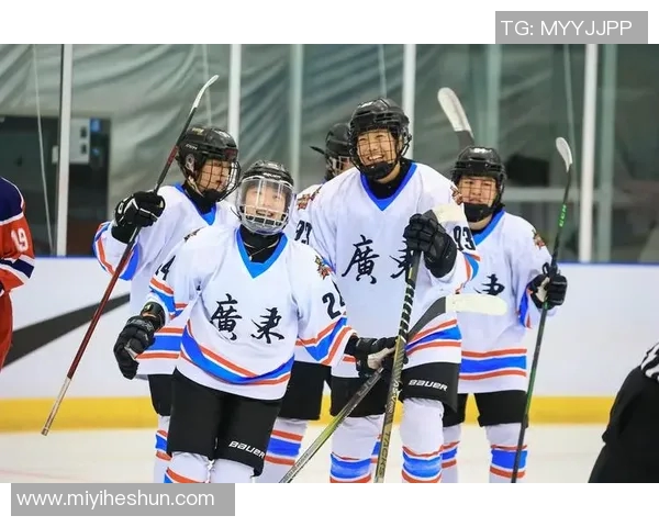 深圳排球队在世界锦标赛中的团队协作展现出卓越实力与默契配合